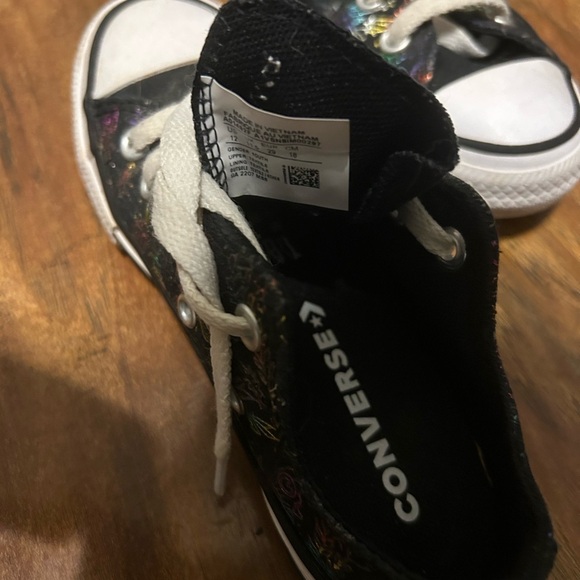 Converse All Stars Multicolored Sparkly Butterfly Printed Youth Size 12 Shoes - Picture 6 of 7